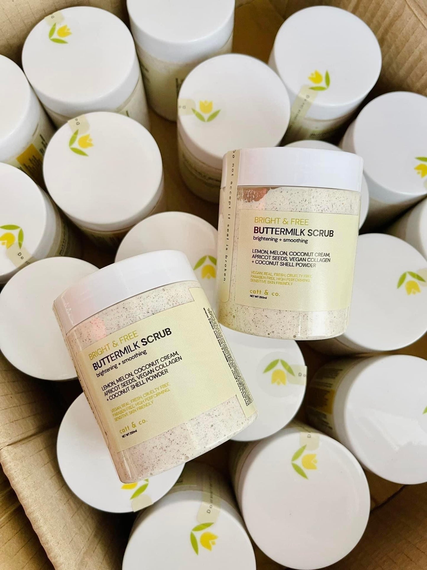 Catt & co. Butter Milk Scrub 250ML